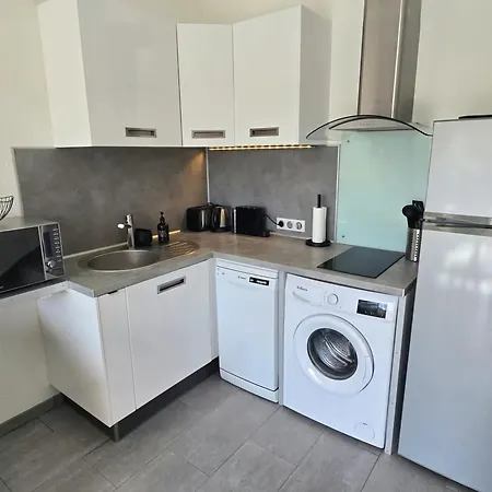 L'instant Soleil Au Lavandou * Le Lavandou